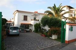 Acquamarina Bed and Breakfast, Fiumicino orari di apertura