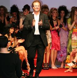 Jules parrucchiere since 1986, Padova orari di apertura
