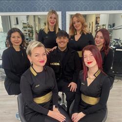 Mode Parrucchieri Estetica e Ricostruzione Unghie, Rimini orari di apertura