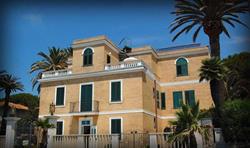 Villino Gregoraci Relais PRENOTA SUL NOSTRO SITO AL MIGLIOR PREZZO GARANTITO, Santa Marinella orari di apertura