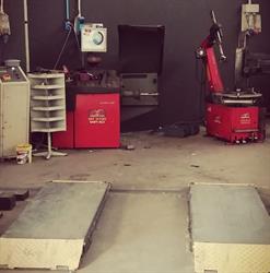 Centro Gomme Srls, Reggio Emilia orari di apertura