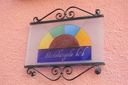 Michelangelo B&B, Varenna orari di apertura