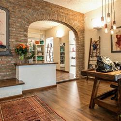 Calzature donna pavia - Via Roma Calzature, Casteggio orari di apertura