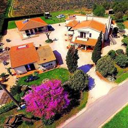 L' Agriturismo La Valle Dell' Albegna, Polverosa orari di apertura