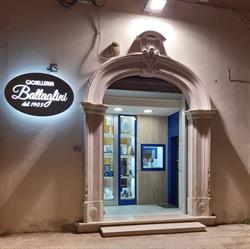 Gioielleria Battaglini dal 1903, Orta Nova orari di apertura