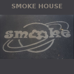 Smoke House Tuscolana - Sigarette Elettroniche - Kiwi - Usa e getta - Svapo e Puff, Roma orari di apertura