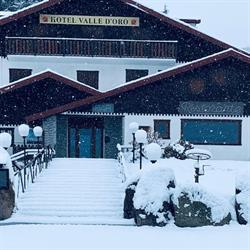 HOTEL VALLE D'ORO DI PEZZOTTI LAURA, Borno orari di apertura
