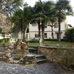 La Corte di Cloris, Firenze orari di apertura