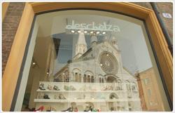 Deschelza, Modena orari di apertura
