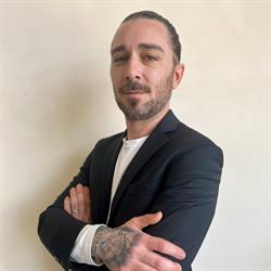 Alessio Melani Hair, Prato orari di apertura