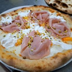 Pizza Flash, Brindisi orari di apertura