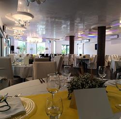 Pummarola 'ncoppa, Capezzano inferiore orari di apertura