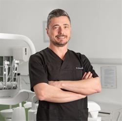 Dr. Giovanni Salvetti, Marina di Carrara orari di apertura