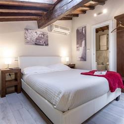 Home Boutique Santa Maria Novella, Firenze orari di apertura