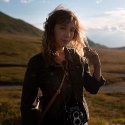 Elena Onti Fotografie, Mombello orari di apertura