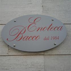 Enoteca Bacco di Rinaldi Addolorata, Martina Franca orari di apertura