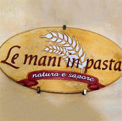 Le Mani In Pasta Di Latino Michele, Mattinata orari di apertura