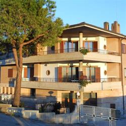 Agriturismo Fiori del Conero, Ancona orari di apertura