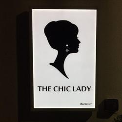 The chic lady, Giffoni Valle Piana orari di apertura