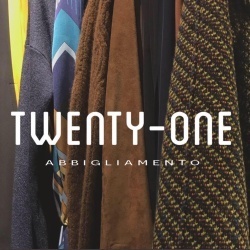Twenty One, Monza orari di apertura