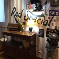 red special sas, Cento orari di apertura