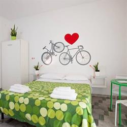 Martini Bed, Roma orari di apertura