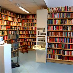 Biblioteca comunale multimediale Chris Cappell, Anzio orari di apertura