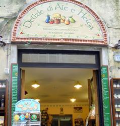 DELIZIE DI ALE E HELGA DI CARBONI ALESSANDRO, Pitigliano orari di apertura