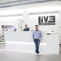 Live Communication, Rosà orari di apertura