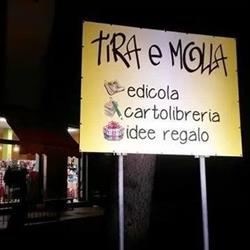 Tira e Molla, Prato orari di apertura