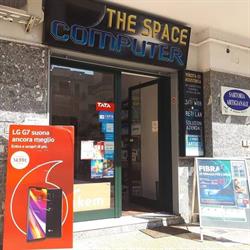 The Space Computer, Scafati orari di apertura