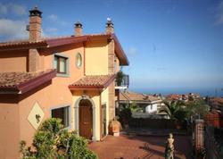 B&B Villa Hirschen, Zafferana Etnea orari di apertura