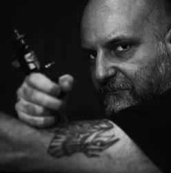 Officina Tatuaggi, Ponsacco orari di apertura