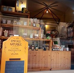 Erboristeria Emporio Naturale Di Zambinelli Marco Snc, Piacenza orari di apertura
