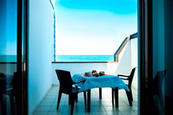 In Riva al Mare Bed & Breakfast - CIR 19083009C100204, Capo d'Orlando orari di apertura