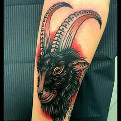 Black Circle Hellectric Tattooing Figline e Incisa Valdarno, Figline Valdarno - Orari di apertura