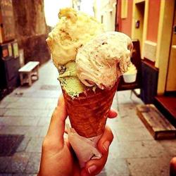 Gelateria artigianale naturale Vaniglia e Pistacchio, Cagliari orari di apertura