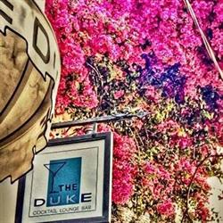 The Duke Cocktail & Lounge Bar, La Maddalena orari di apertura