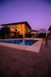 Agriturismo Bianconiglio, Monforte d'Alba orari di apertura
