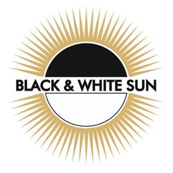 Black & Whitesun Beauty e sun, Chiavari orari di apertura