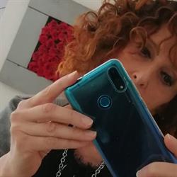 New Fashion Line, Manuela, Como orari di apertura