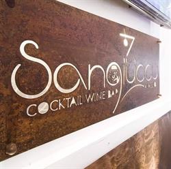 Sangiuccu cocktail wine bar Alassio, orari di apertura