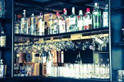 Black'n Black Rock Drink, Arese orari di apertura
