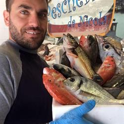 Pescheria azzurra di Varchetta Nicola, Pozzuoli orari di apertura