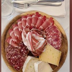La Nuova Pergola Ristorante Pizzeria Italiana, Cernobbio orari di apertura