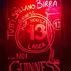Holden Pub, Iseo orari di apertura