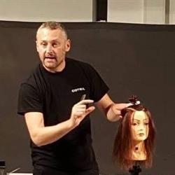 Purehair macerata, Macerata orari di apertura