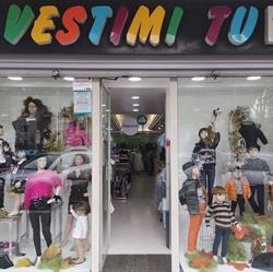 Vestimi Tu, Roma orari di apertura