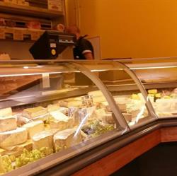 Formaggeria Latte & Caglio, Lodi orari di apertura
