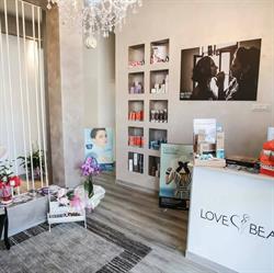 Love Beauty di Comelli Eleonora, Terrarossa orari di apertura